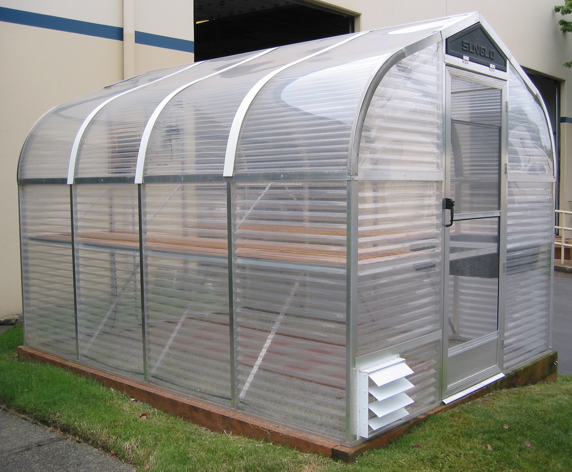 SunGlo 1000b 7' 9" x 7' 6" Greenhouse - Premium Kit